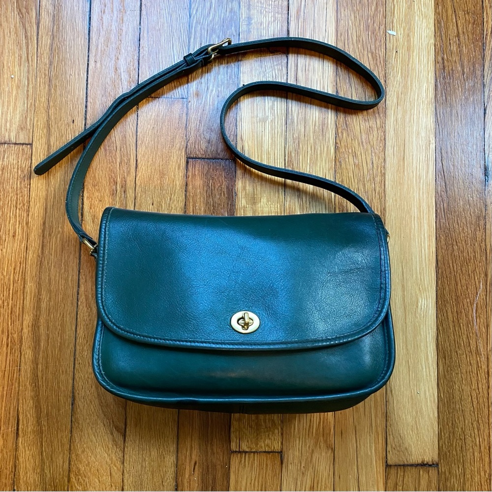 VINTAGE COACH CITY CROSSBODY BAG